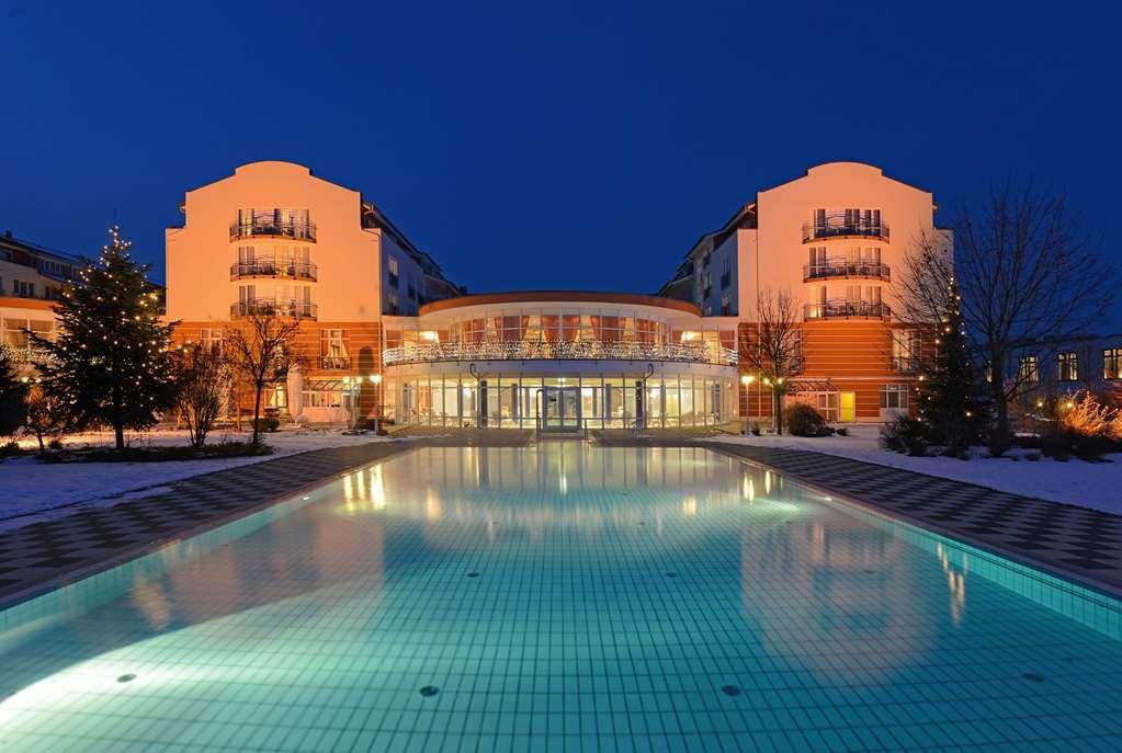 The Monarch Hotel
